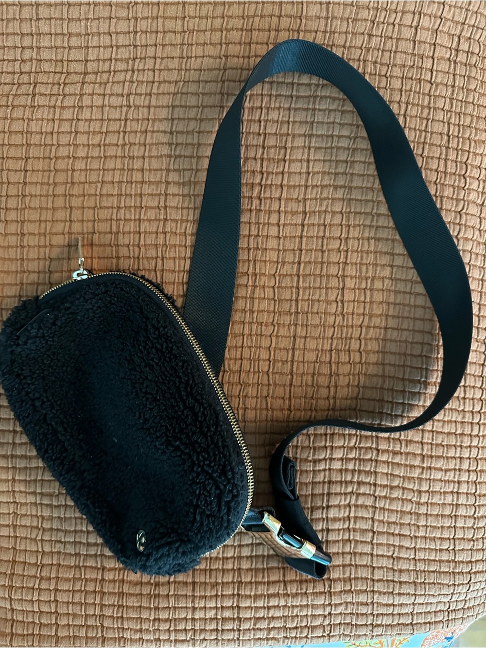 Lululemon Black Sherpa Fleece Belt Bag Gold Hardware